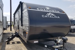 New 2026 Coachmen Catalina Summit 261BHS Travel Trailer New 2026 Coachmen Catalina Summit 261BHS Travel Trailer