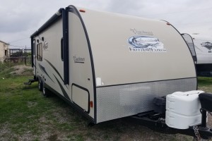 Used 2014 Coachmen Freedom Express 246RKS Travel Trailer Used 2014 Coachmen Freedom Express 246RKS Travel Trailer
