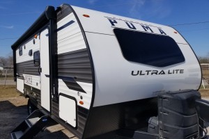 Used 2023 Palomino Puma Ultra Lite 18BHX Travel Trailer