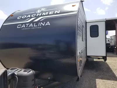 New 2027 Coachmen Catalina Legacy 273DBHCKLE — photo 3