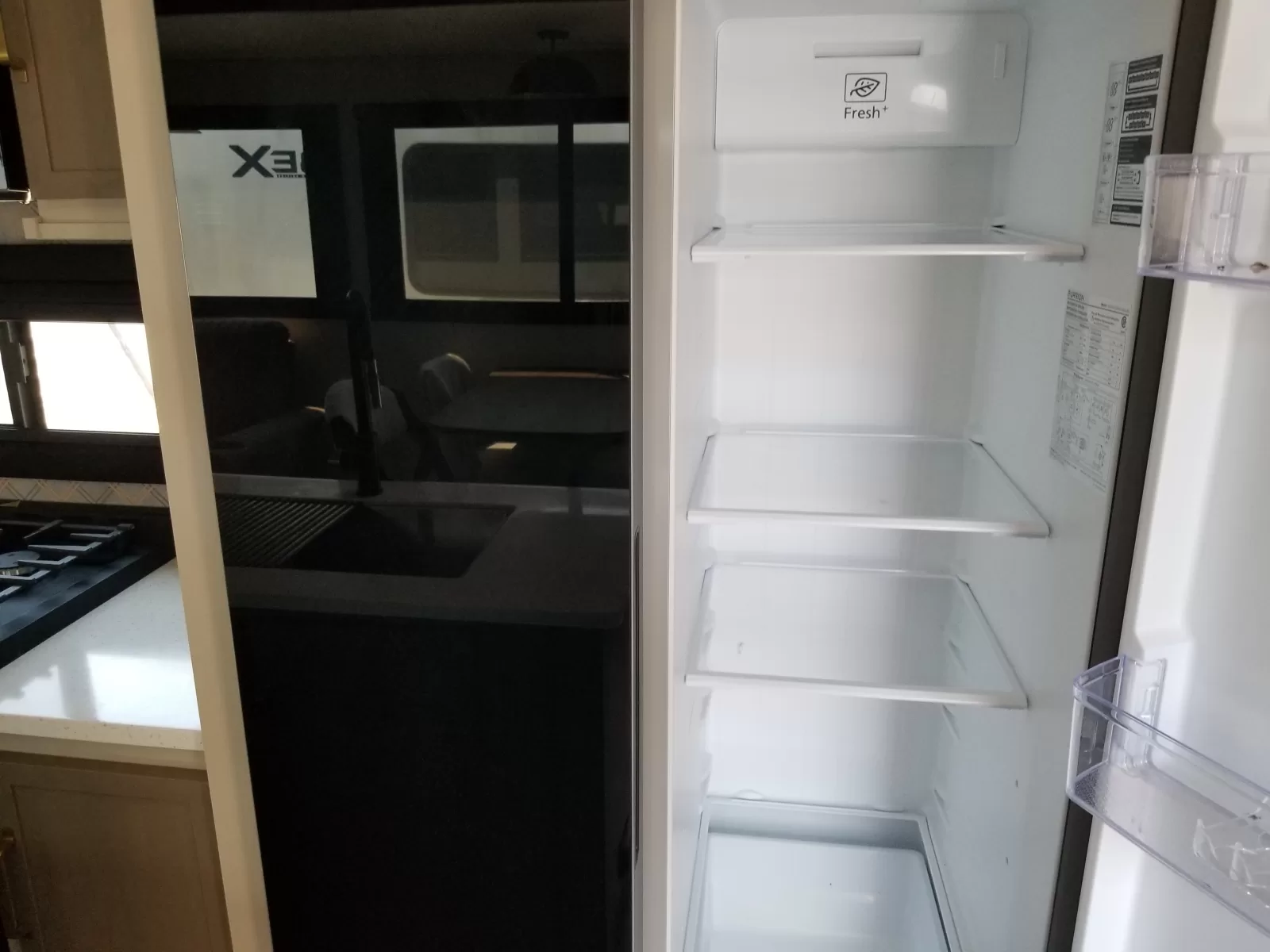 2025 Forest River 325RL Fifth Wheel for sale at Colonia Del Rey RV in Corpus Christi, TX
