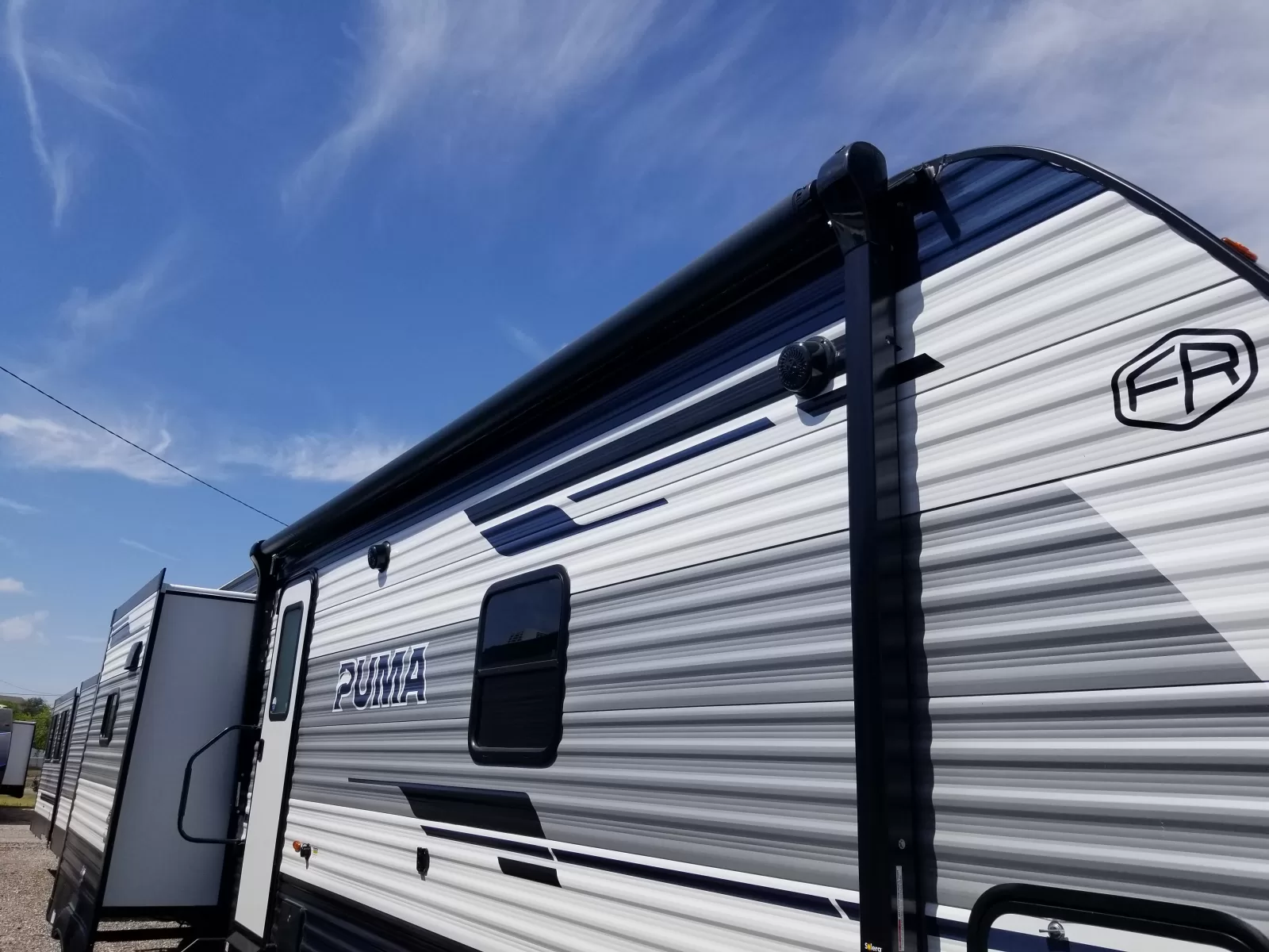2027 Forest River 32BHFS Travel Trailer for sale at Colonia Del Rey RV in Corpus Christi, TX