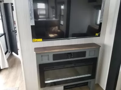 New 2027 Forest River PUMA VISTA 403LFT — photo 15