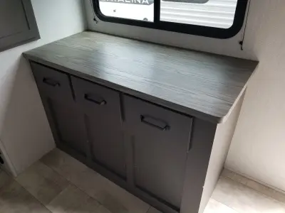2024 Grand Design Momentum 25G — photo 24