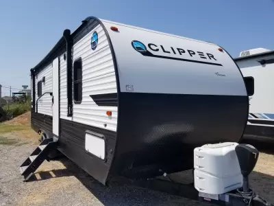Used 2020 Coachmen Clipper 24RBS for sale in Corpus Christi, TX