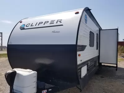 Used 2020 Coachmen Clipper 24RBS — photo 3