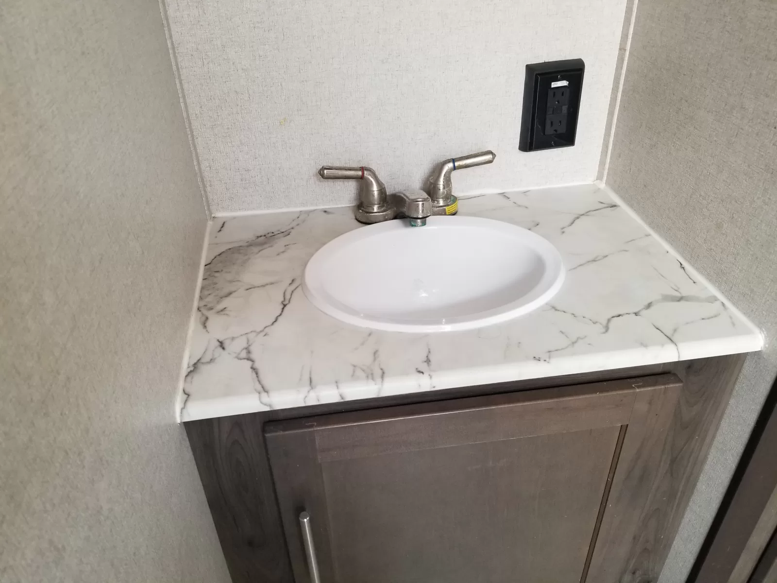 2020 Coachmen 24RBS Travel Trailer for sale at Colonia Del Rey RV in Corpus Christi, TX