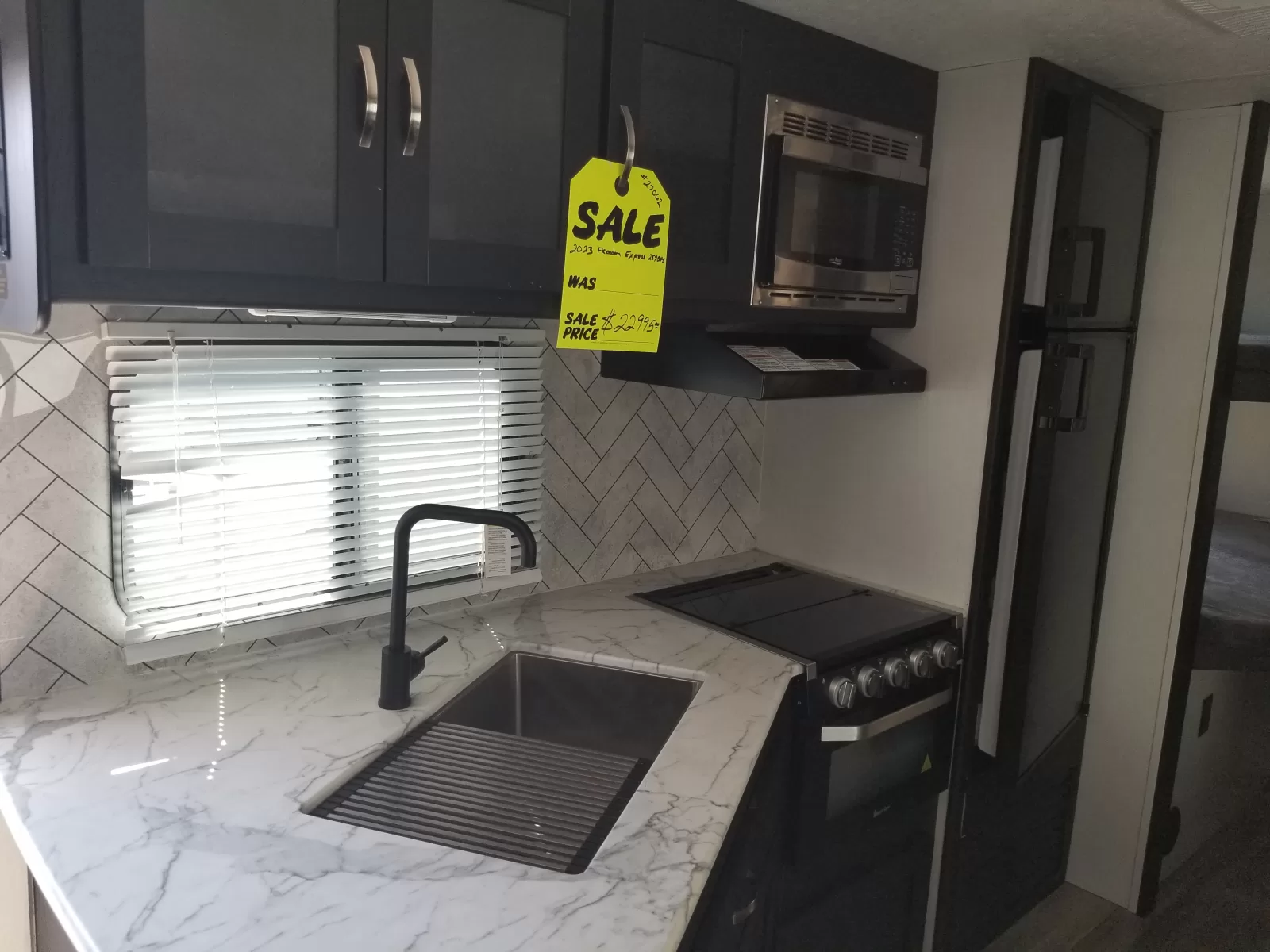 2023 Coachmen 257BHS Travel Trailer for sale at Colonia Del Rey RV in Corpus Christi, TX