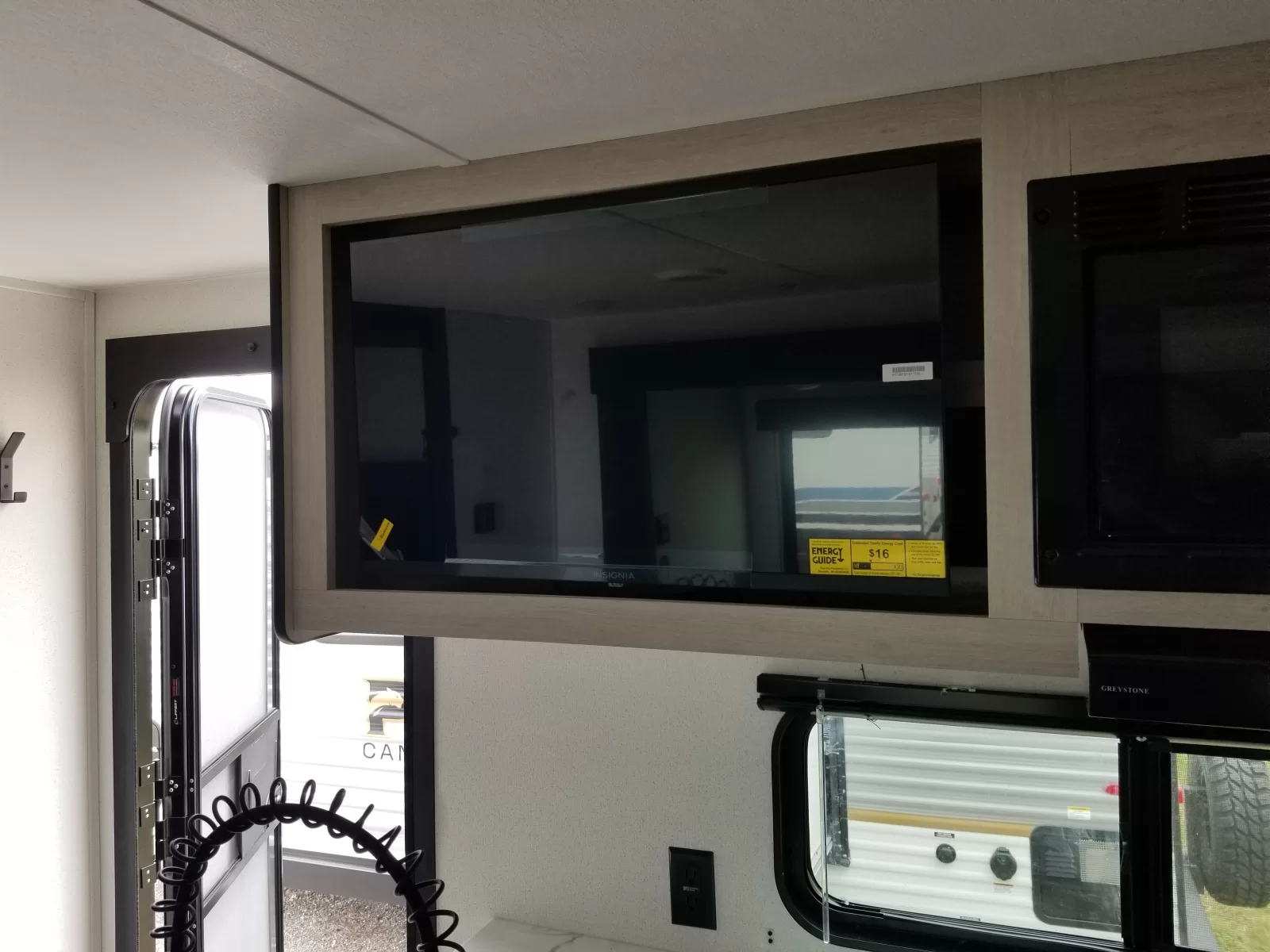 2027 Palomino 303BHCE Travel Trailer for sale at Colonia Del Rey RV in Corpus Christi, TX