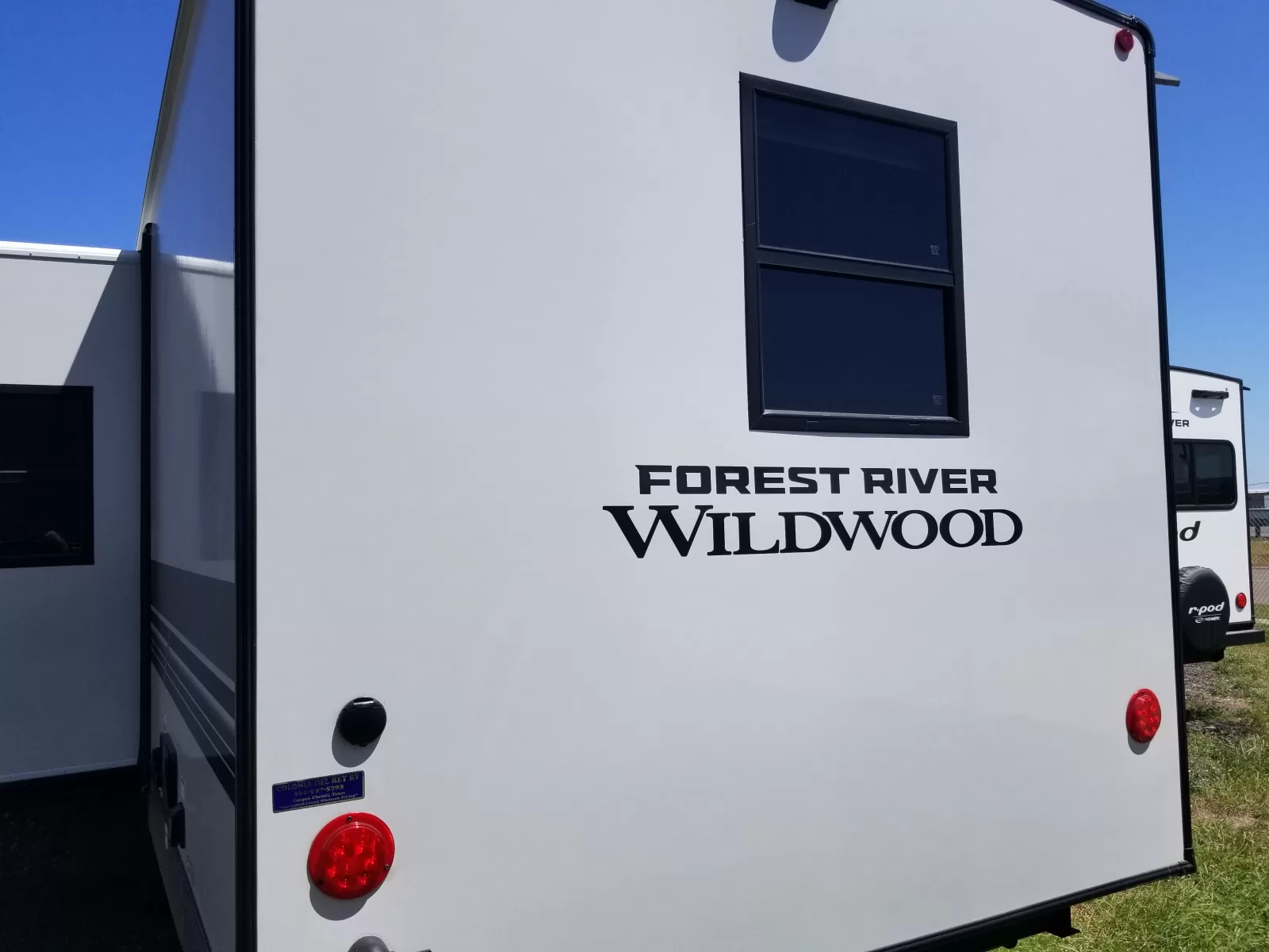 2027 Forest River 261FKRB Travel Trailer for sale at Colonia Del Rey RV in Corpus Christi, TX