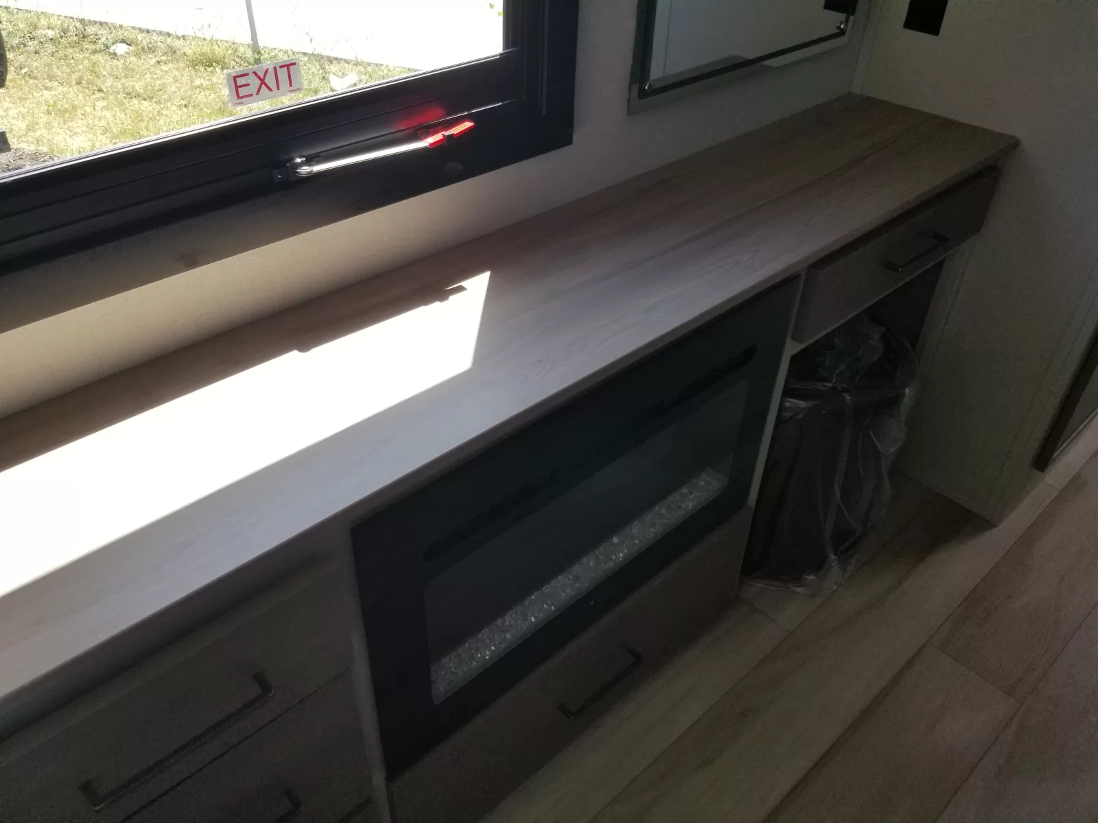 2027 Forest River 261FKRB Travel Trailer for sale at Colonia Del Rey RV in Corpus Christi, TX