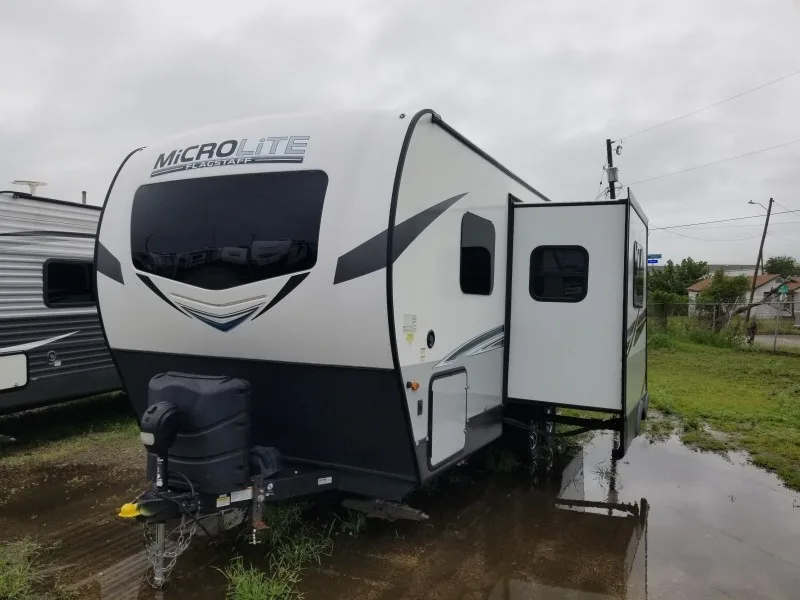 2021 Forest River Flagstaff Micro Lite 22FBS