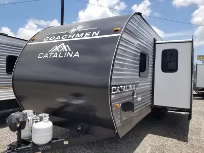 2026 Coachmen Catalina Summit 261BHS — photo 3