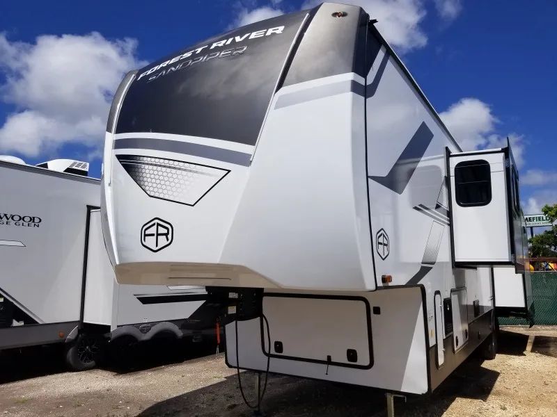 2026 Forest River Sandpiper 3900HBLR