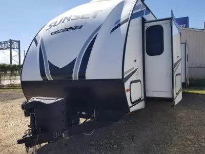 Used 2023 Crossroads SUNSET TRAIL 330SI — photo 3