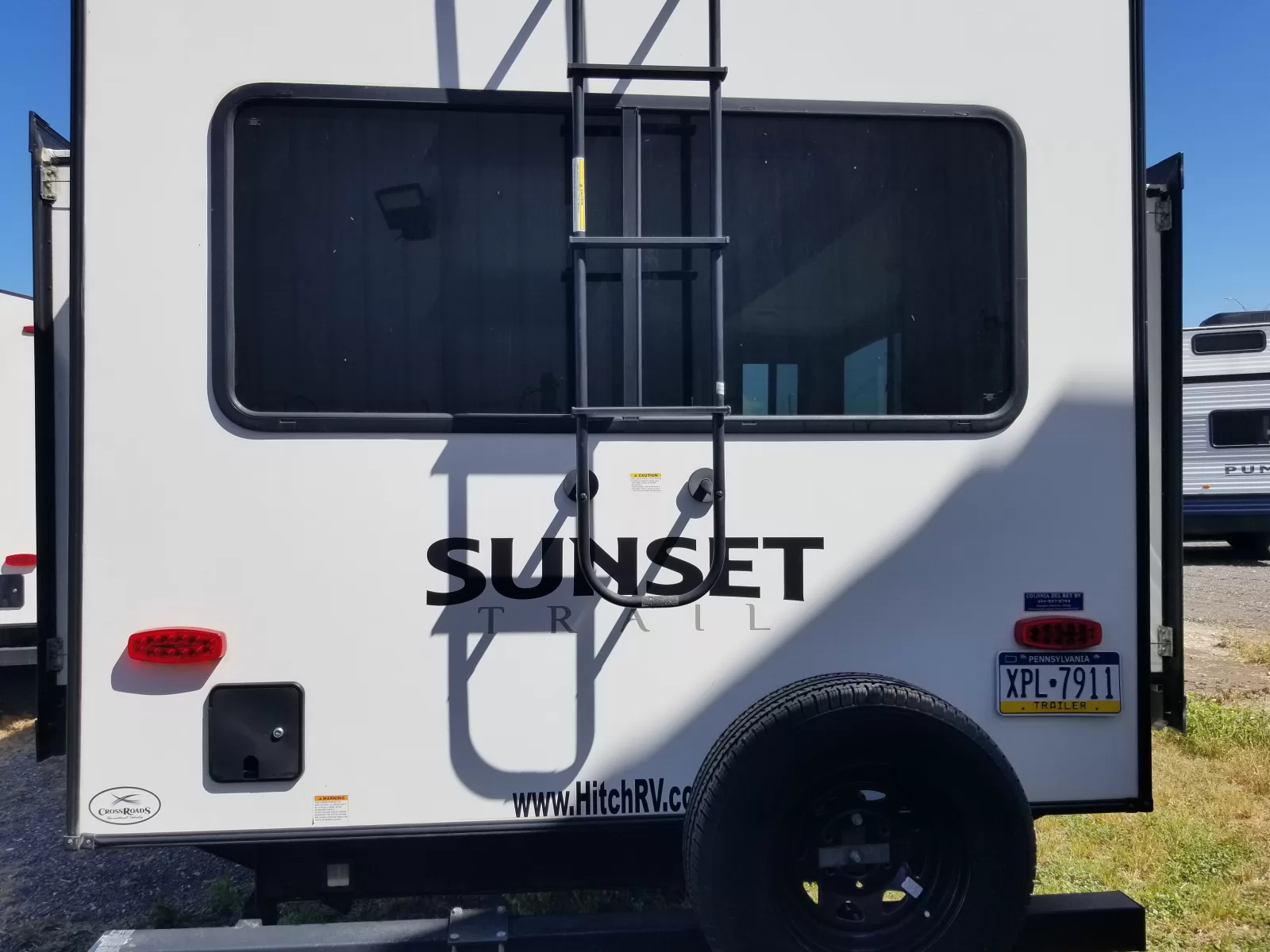 2023 Crossroads 330SI Travel Trailer for sale at Colonia Del Rey RV in Corpus Christi, TX