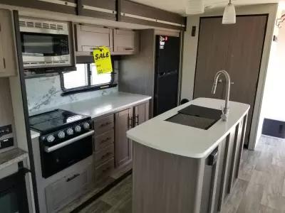 Used 2023 Crossroads SUNSET TRAIL 330SI — photo 16