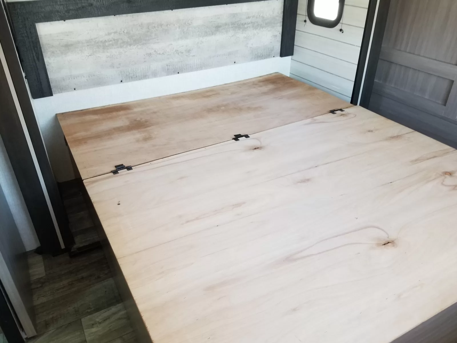 2023 Crossroads 330SI Travel Trailer for sale at Colonia Del Rey RV in Corpus Christi, TX