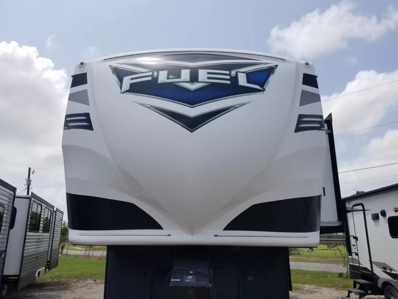 2021 Heartland 362 Fifth Wheel for sale at Colonia Del Rey RV in Corpus Christi, TX