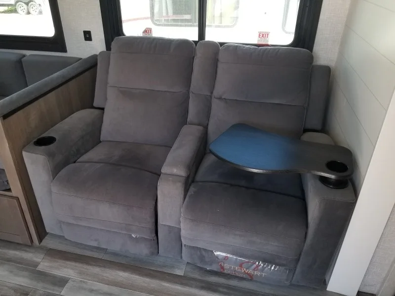 2025 Jayco Jayflight 380DQS
